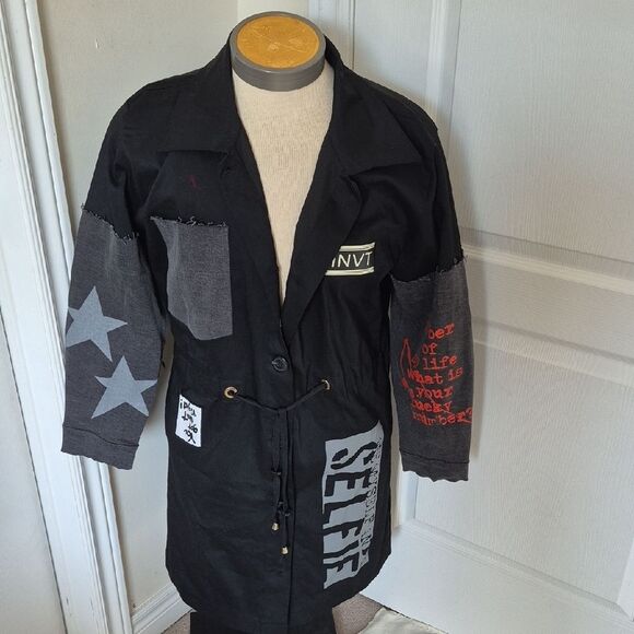 Black and Gray Jean Jacket with Star Accents - Picture 3 of 16